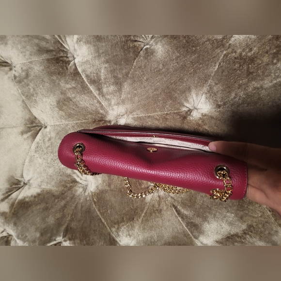 Authentic Michael Kors Pebbled Leather Bag - Picture 4 of 8